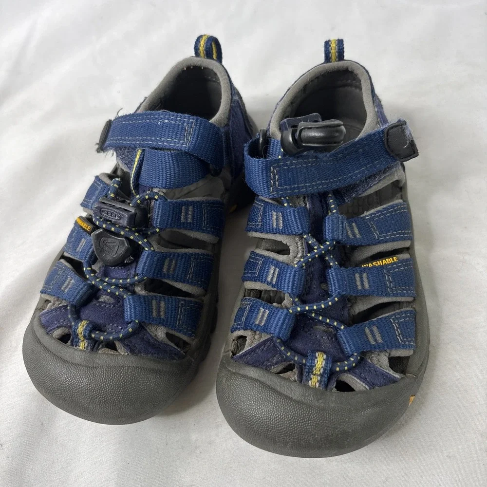Keen Newport H2 Blue Sandals Kid Sz 9 Waterproof Outdoor Hiking Fisherman Shoes